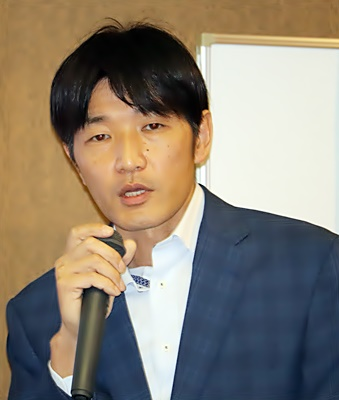 代表取締役 安信政裕